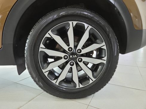 Used 2017 Kia Sportage EX w/ EX Technology Package AWD/4WD image 11