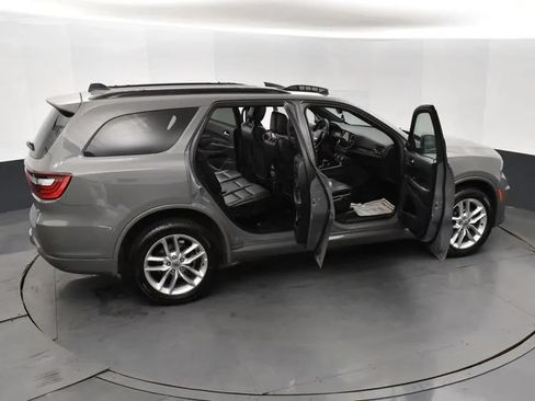 Used 2024 Dodge Durango GT AWD/4WD image 6