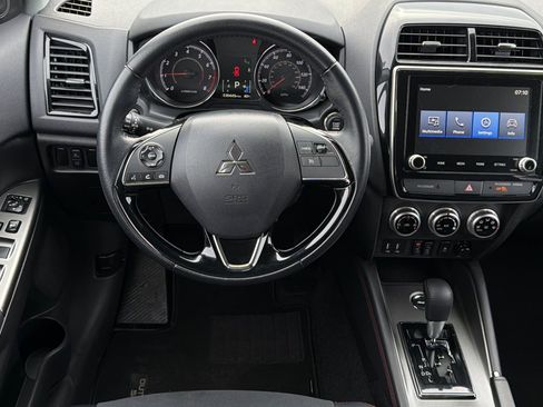 Used 2024 Mitsubishi Outlander Sport ES image 15