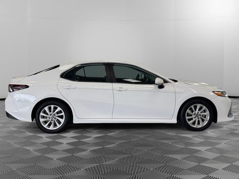 Used 2024 Toyota Camry LE w/ Convenience Package FWD image 9