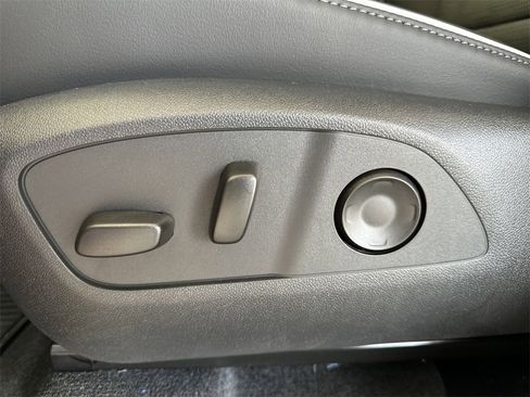 New 2025 Buick Enclave Sport Touring w/ Power Package image 15