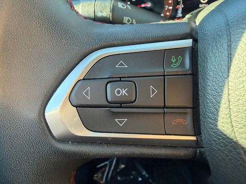 Used 2023 Jeep Compass Trailhawk image 27