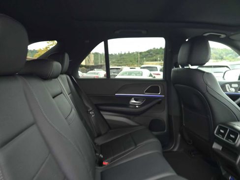 New 2026 Mercedes-Benz GLE 450 4MATIC image 12