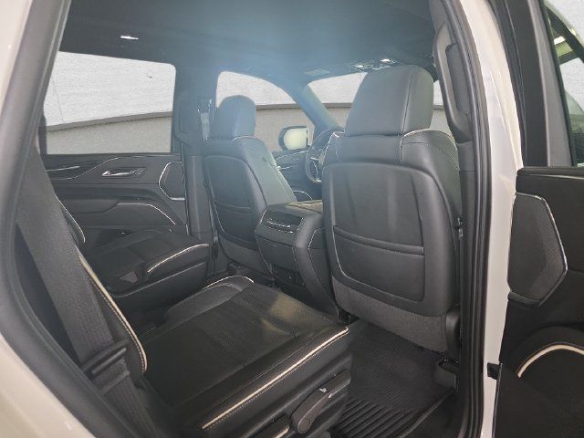 Certified 2023 Cadillac Escalade Sport w/ LPO, Illumination Package AWD/4WD image 11