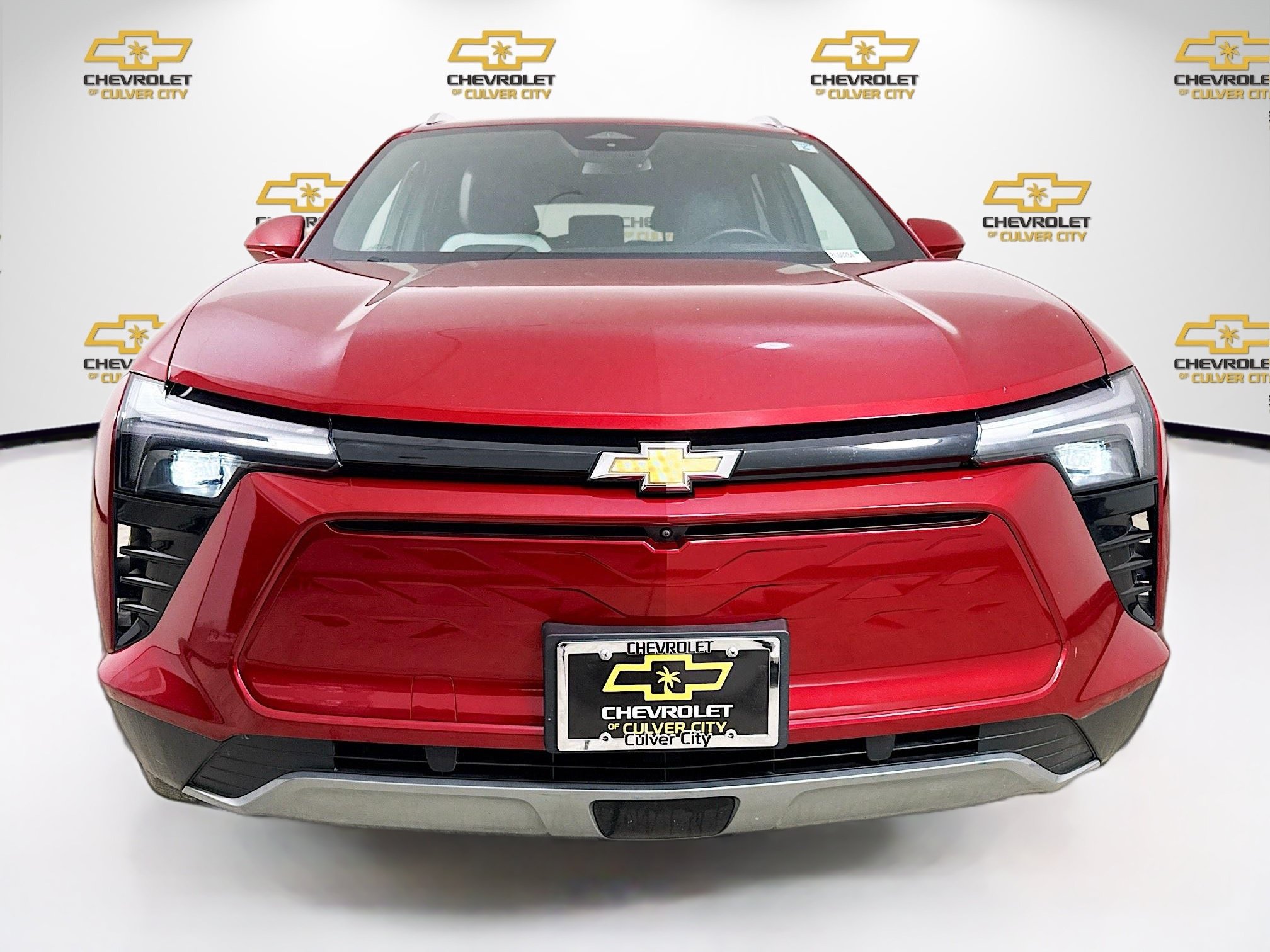 Used 2024 Chevrolet Blazer EV LT AWD/4WD image 2