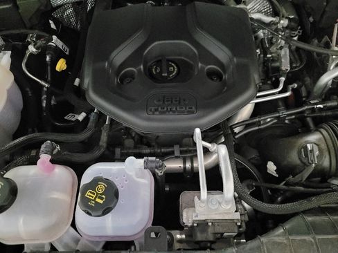 Used 2023 Jeep Grand Cherokee 4WD 4xe image 30