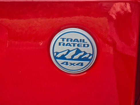 Used 2024 Jeep Wrangler Unlimited Sahara image 13