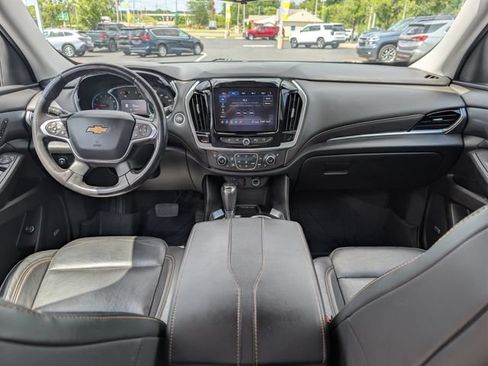 Used 2020 Chevrolet Traverse Premier w/ Redline Edition AWD/4WD image 11