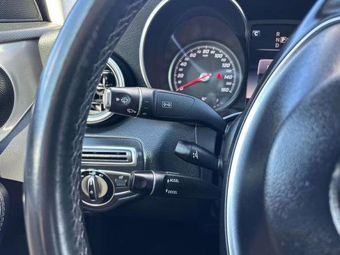 Used 2015 Mercedes-Benz C 300 4MATIC Sedan image 25