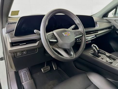 Used 2024 Cadillac XT4 Sport w/ Technology Package AWD/4WD image 10