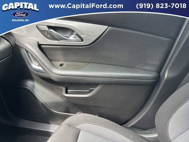 Used 2024 Chevrolet Blazer LT w/ Convenience Package FWD image 28