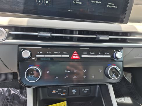 New 2026 Hyundai Tucson SEL FWD image 25