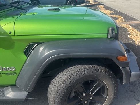 Used 2019 Jeep Wrangler Unlimited Sport S AWD/4WD image 17