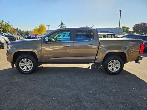Used 2015 Chevrolet Colorado LT w/ Luxury Package image 4