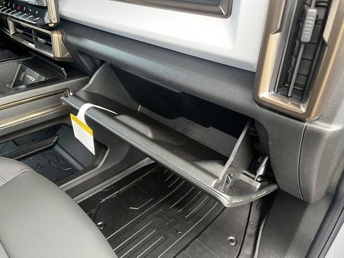 New 2025 GMC Hummer EV 3X w/ Extreme Off-Road Package image 39