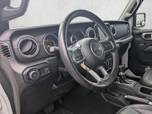 Used 2023 Jeep Wrangler Unlimited Sahara w/ Dual Top Group AWD/4WD image 10
