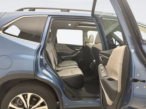 Used 2023 Subaru Forester Limited AWD/4WD image 20