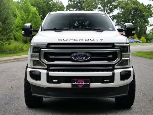 Used 2020 Ford F250 Platinum w/ FX4 Off-Road Package AWD/4WD image 5