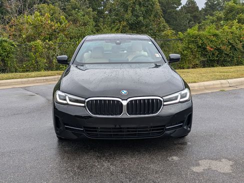 Used 2023 BMW 530i xDrive w/ Premium Package image 2