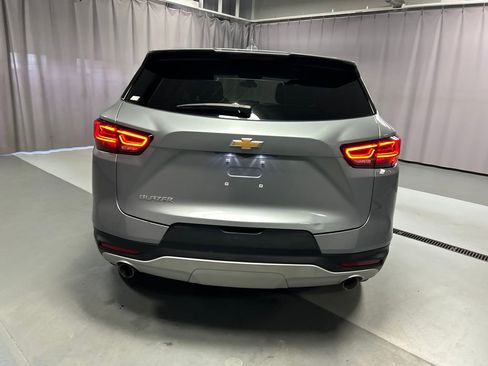 Used 2025 Chevrolet Blazer LT FWD image 6