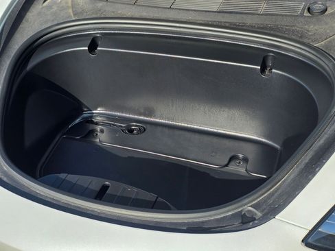 Used 2020 Tesla Model 3 Standard Range Plus image 30