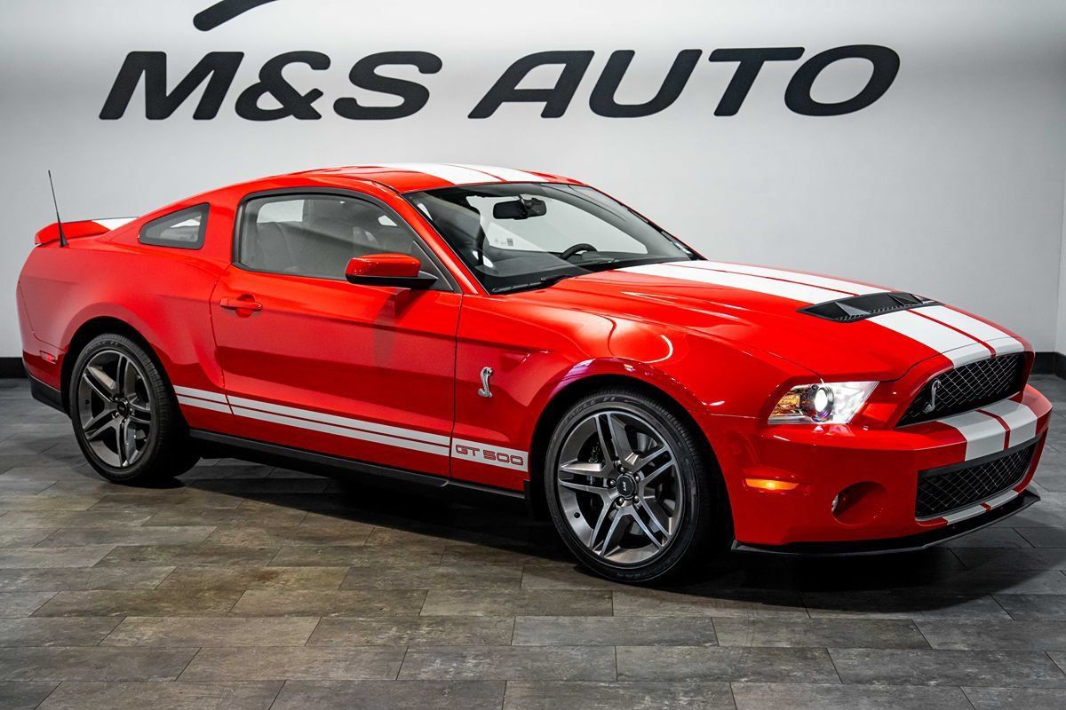 Used 2012 Ford Mustang Shelby GT500 RWD image 7