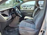 Used 2017 Toyota Sienna LE image 5