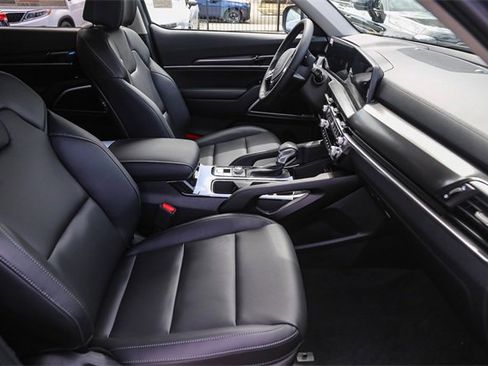 New 2025 Kia Telluride LX image 18