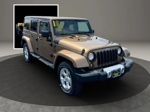 Used 2015 Jeep Wrangler Unlimited Sahara w/ Dual Top Group AWD/4WD image 3