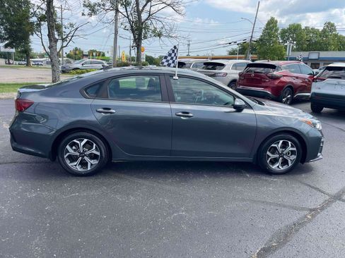 Used 2021 Kia Forte LXS FWD image 9