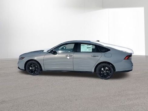 New 2025 Honda Accord SE image 5