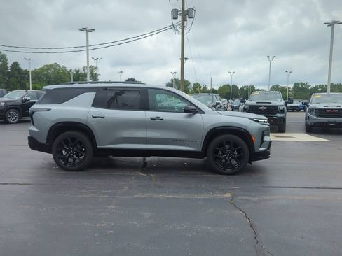 Used 2025 Chevrolet Traverse RS AWD/4WD image 10