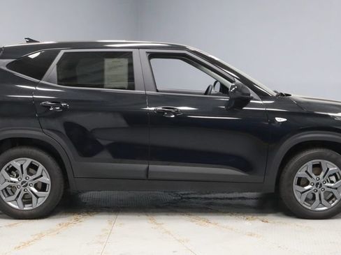 Used 2024 Kia Seltos LX AWD/4WD image 8
