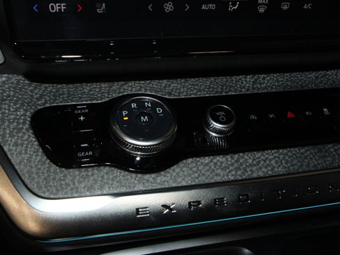 New 2026 Ford Expedition Tremor image 13