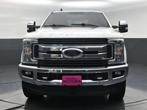 Used 2019 Ford F250 XLT w/ XLT Premium Package AWD/4WD image 17