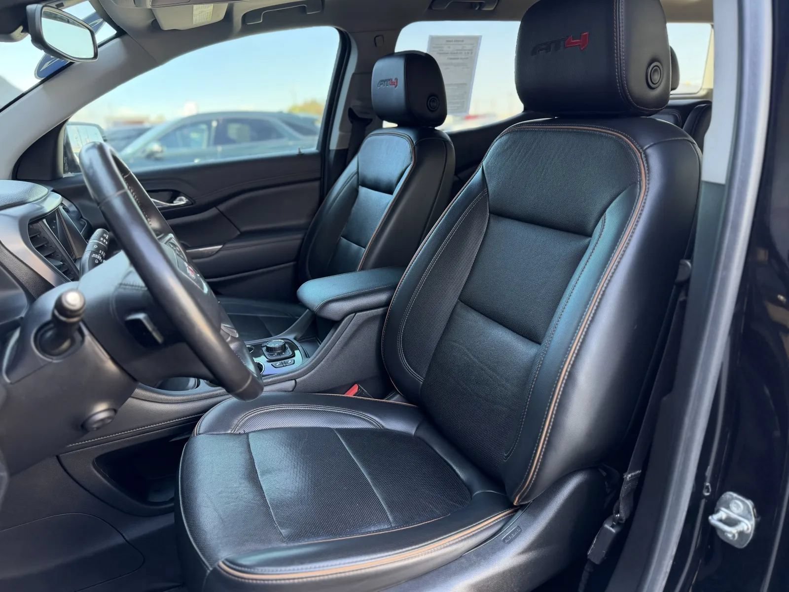 Used 2022 GMC Acadia AT4 w/ Technology Package AWD/4WD image 15