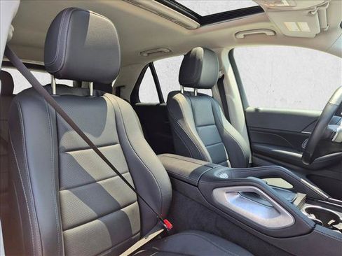 Used 2024 Mercedes-Benz GLE 350 4MATIC image 23