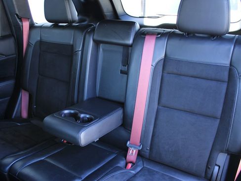 Used 2021 Jeep Grand Cherokee SRT image 18