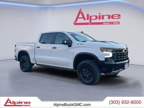 Used 2024 Chevrolet Silverado 1500 ZR2 w/ Technology Package image 7