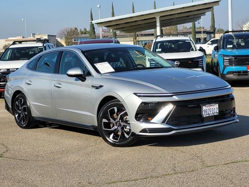 Used 2024 Hyundai Sonata SEL image 2