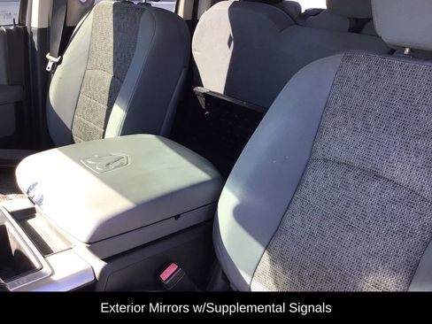 Used 2015 RAM 1500 Big Horn image 24