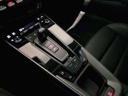 Used 2024 Porsche 911 Carrera S w/ Sport Package image 20