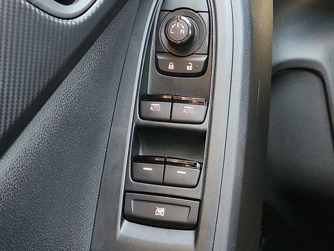 Certified 2024 Subaru Crosstrek 2.0i image 20