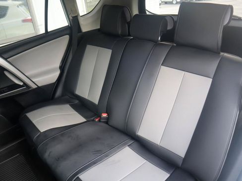 Used 2017 Toyota RAV4 XLE AWD/4WD image 49