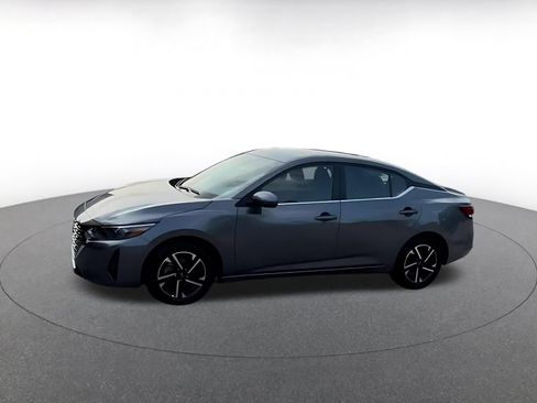 Used 2025 Nissan Sentra SV FWD image 7