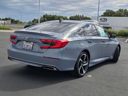 Used 2022 Honda Accord Sport image 4