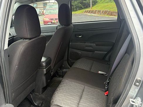 Used 2024 Mitsubishi Outlander Sport LE AWD/4WD image 9