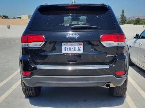 Used 2021 Jeep Grand Cherokee Limited RWD image 3