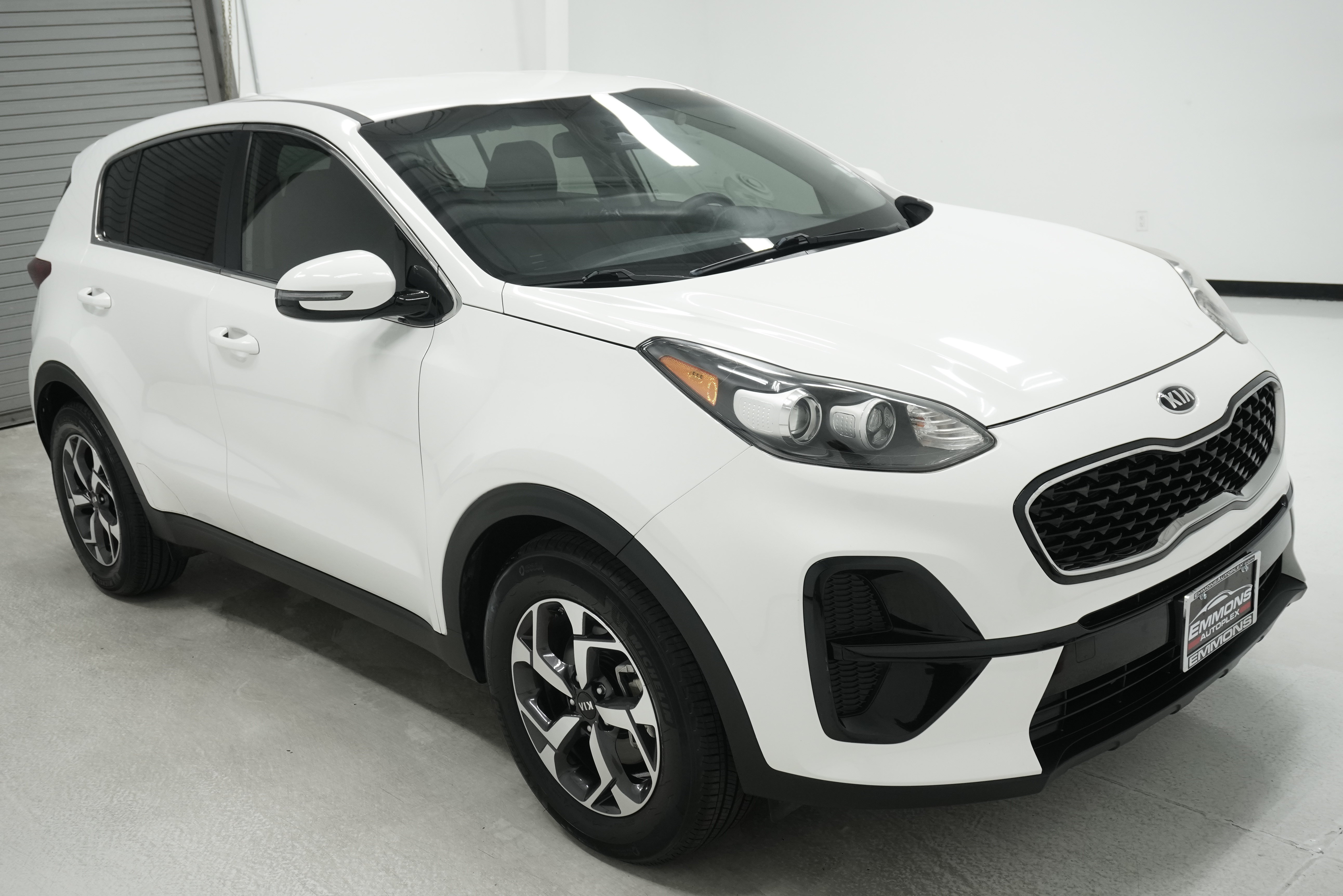 Used 2020 Kia Sportage LX w/ LX Popular Package FWD image 3