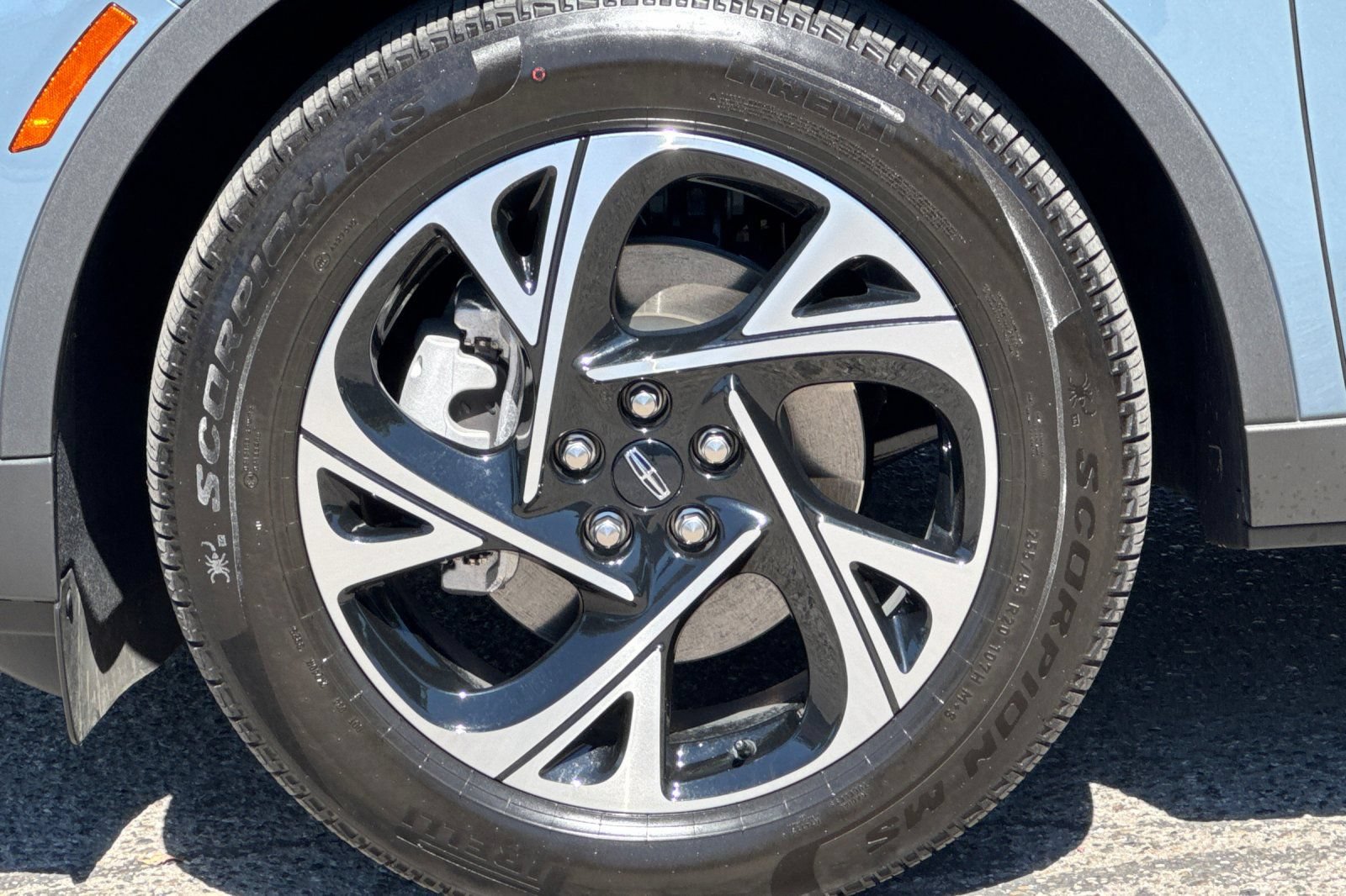 Used 2026 Lincoln Nautilus Premier w/ Jet Appearance Package AWD/4WD image 26